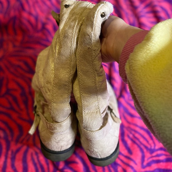 Tan Roxy boots - Picture 12 of 13